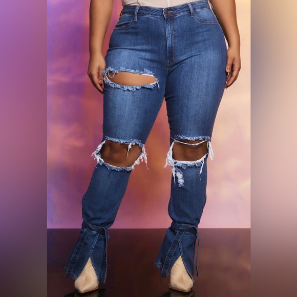 Fashion Nova Tall Tied To Tell Ya Distressed Flare Jeans - Dark Wash size 18 - Picture 5 of 6